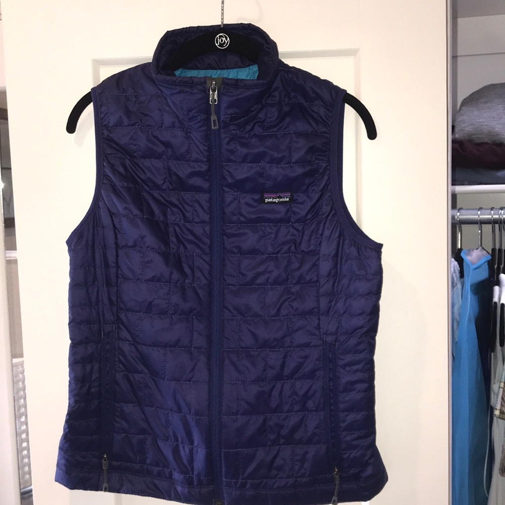 Patagonia purple sleeveless vest